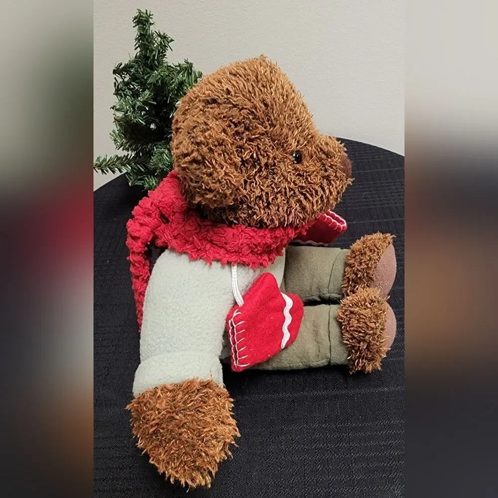 Hallmark Christmas Winter Bear Mittens Brown 13
